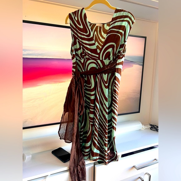 Valentino Silk Midi-Length Dress - Picture 4 of 9